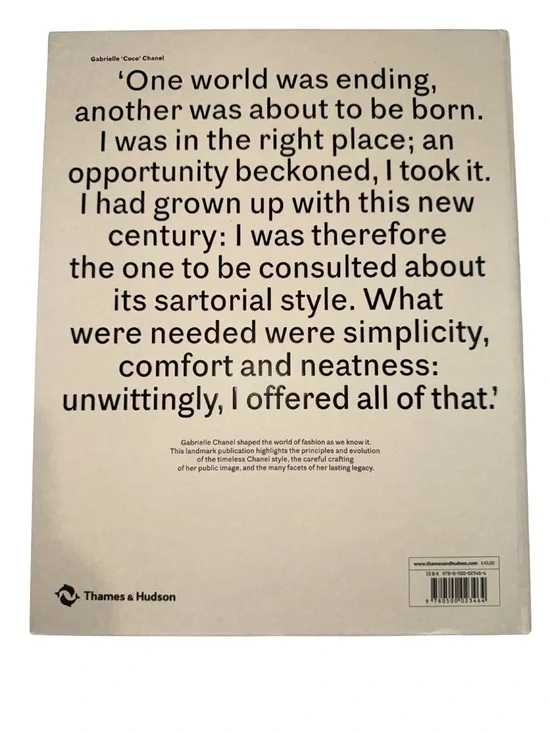 Gabrielle Chanel Fashion Manifesto - Picture 3 of 5